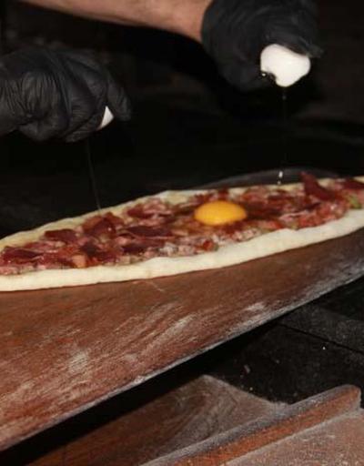 Sosyal medyayı ikiye bölen ‘Pizza mı, pide mi’ sorusuna Karadenizden yanıt