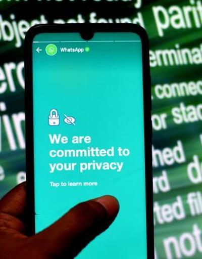 WhatsApp gizlilik sözleşmesi sorunlarını çözmeye çalışıyor Milyonlarca kullanıcısını kaybetmişti