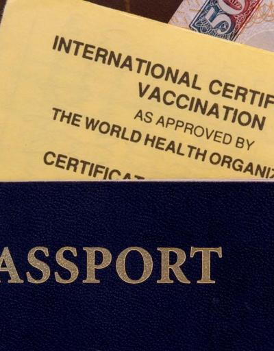 İlk ülkelerden biri oldu: Aşı pasaportu tartışmalarında yeni gelişme