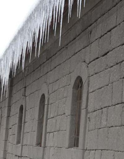 Doğu Anadoluda kar yağışı ve soğuk hava etkili oluyor