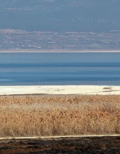 Burdur Gölü kıyısındaki yangının neden olduğu tahribat ortaya çıktı