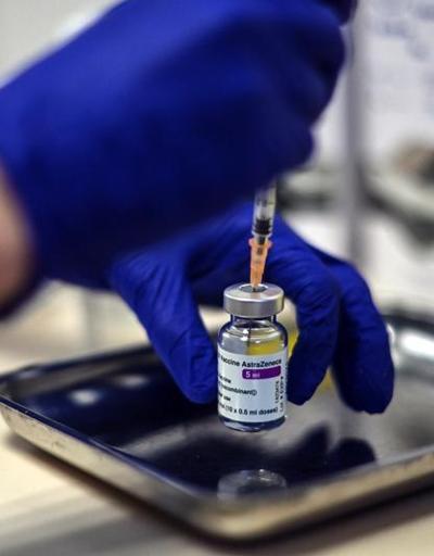 Kan pıhtılaşması görüldü: Bir ülkede daha AstraZeneca aşısının kullanımı durduruldu