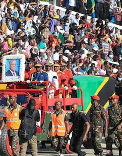 Eski Tanzanya Devlet Başkanı Magufulinin cenazesindeki izdihamda 4ü çocuk 5 kişi öldü