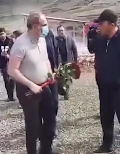 Mezara çiçek bırakmak isteyen Paşinyana asker yakınından tepki
