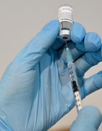 Son dakika... Rusya tek dozluk koronavirüs aşısı için tarih verdi