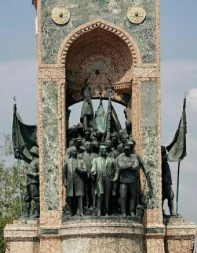 Taksim Cumhuriyet Anıtında yıllardır fark edilmeyen ayrıntı