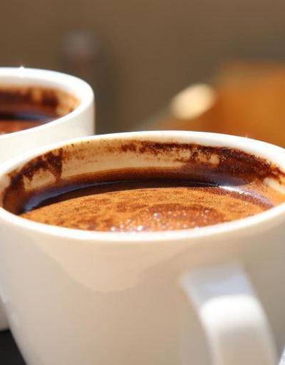İftardan 1 saat sonra Türk kahvesi içmek kilo verdiriyor