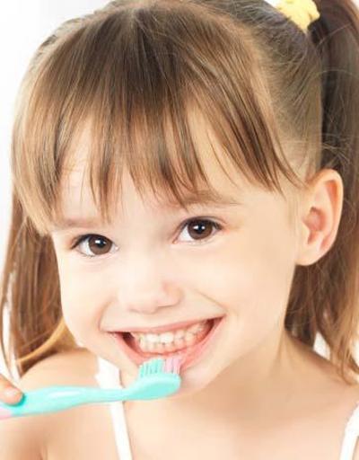 Çocuklarda diş çürüklerini tetikleyen nedenler