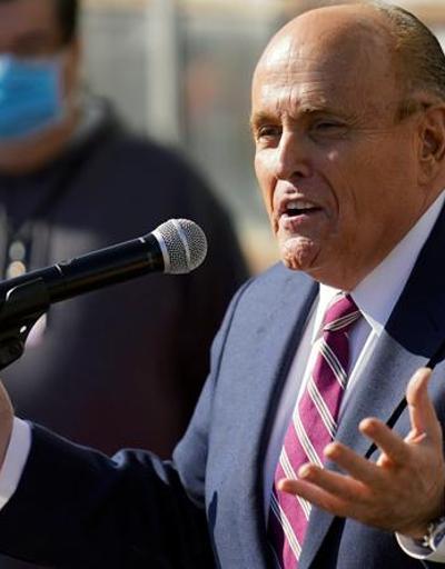 New York Yüksek Mahkemesi, Trump’ın avukatı Giuliani’nin lisansını askıya aldı