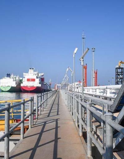 Türkiyenin ilk FSRU gemisi Ertuğrul Gaziye ilk LNG nakli başladı