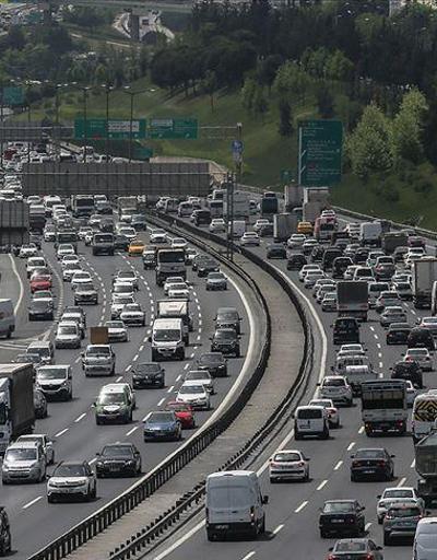 Yeni normal başladı: İstanbulda trafik arttı