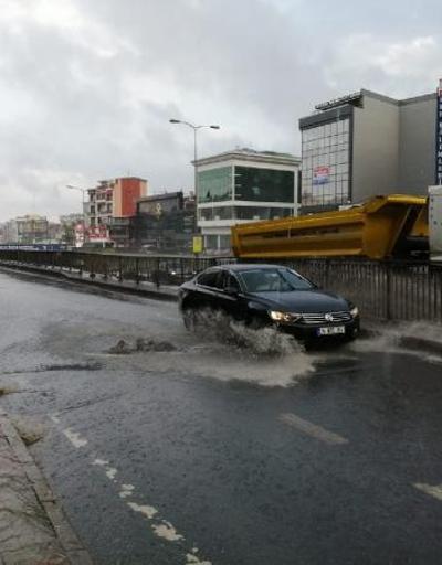 Anadolu Yakasında yağmur
