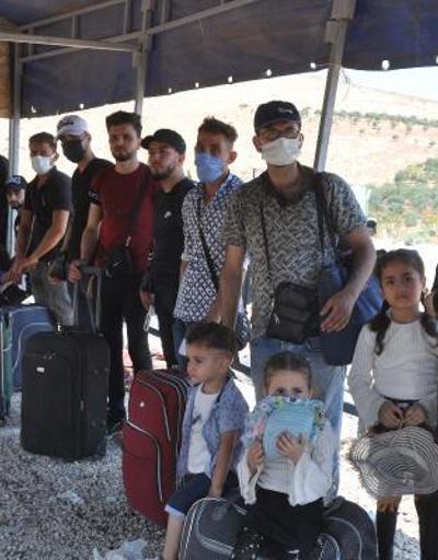 44 bin 220 Suriyeli bayramlaşmak için ülkelerine gitti