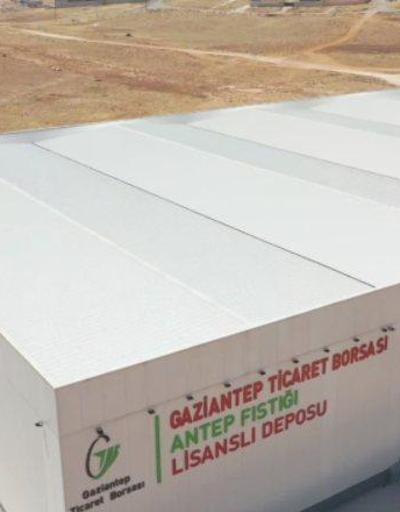 Türkiyenin ilk lisanslı Antep fıstığı deposu açıldı