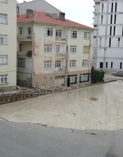Ankarada bir inşaatın istinat duvarı çöktü