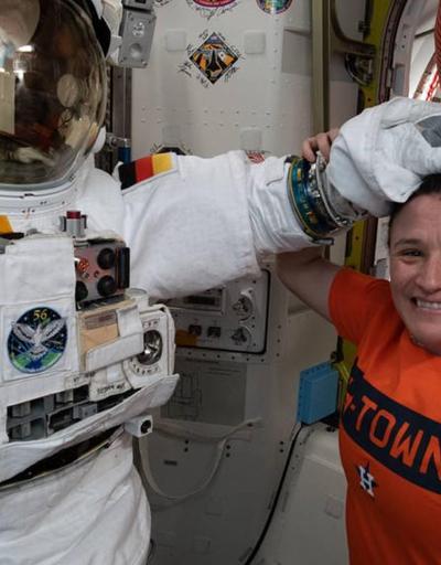 Uzay aracındaki delikleri NASA astronotu mu açtı Rusyadan NASAya şok suçlama