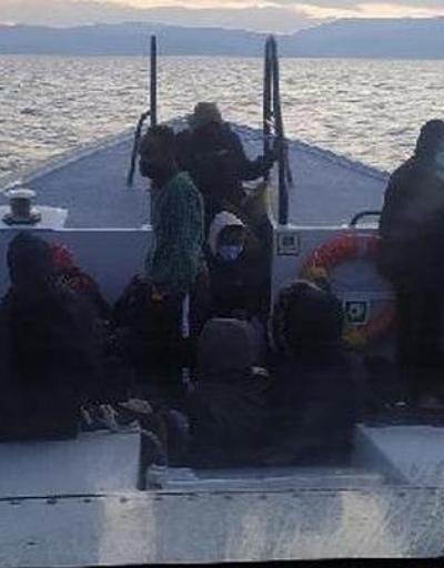 İzmir açıklarında 34 kaçak göçmen kurtarıldı