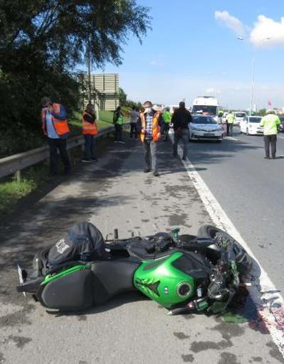 TEMde emniyet şeridindeki kamyona çarpan motosikletin sürücüsü öldü