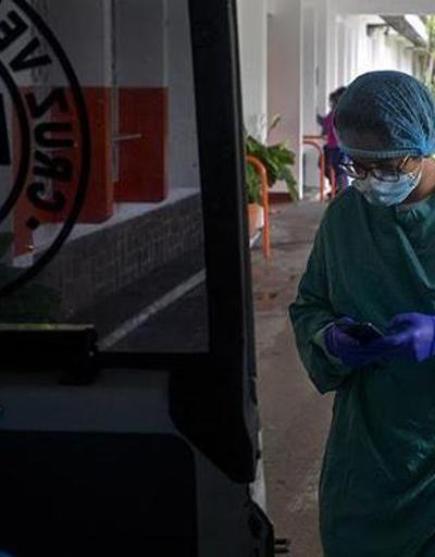 Guatemalada aşı karşıtları sağlık çalışanlarını alıkoydu