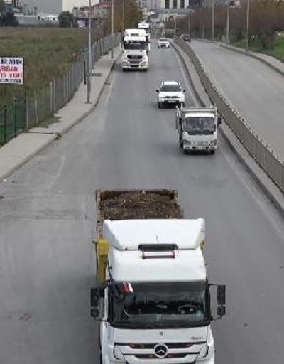 Okul yolundan geçen hafriyat kamyonları tedirgin ediyor