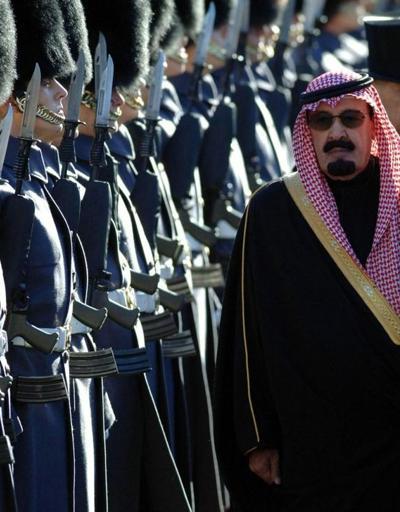 Eski istihbarat yetkilisinden flaş iddialar: Valiaht Prens Selman, eski kral Abdullahı öldürmeyi teklif etti