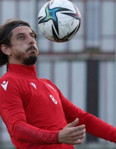Samsunsporda iki futbolcu kadro dışı bırakıldı
