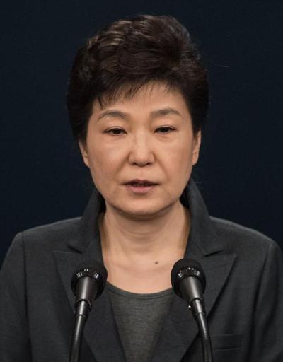 Güney Korenin eski devlet başkanı affedildi