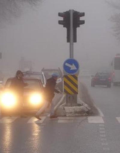 Edirnede sis: Görüş mesafesi 30 metreye düştü