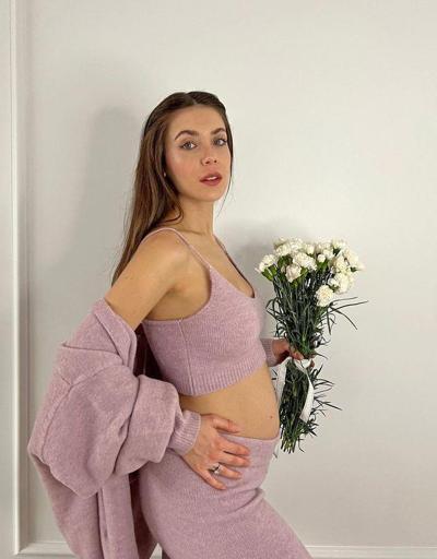 Fulya Zenginerden hamilelik pozu