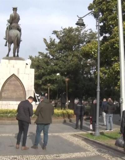 Atatürk Anıtına saldırı siyasetin de gündeminde