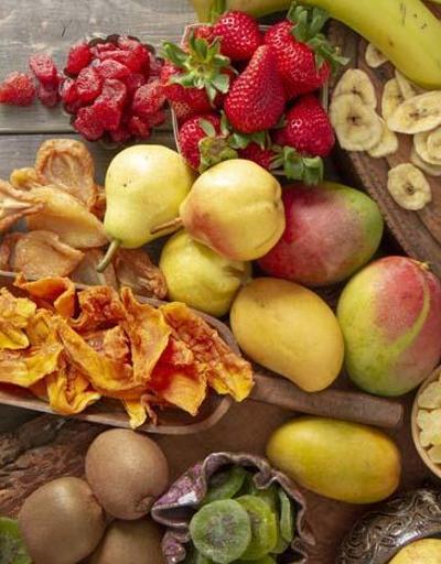 Bağışıklığı güçlendiriyor, sindirimi düzenliyor Lif açısından zengin kuru meyvelerin faydaları