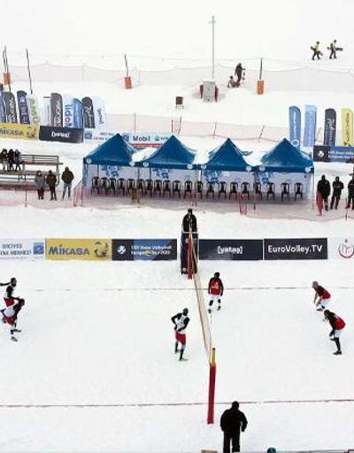 Erciyeste Kar Voleybolu Avrupa Kupası heyecanı başladı