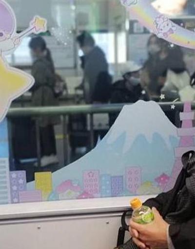 Sosyal medyanın ilgi odağı oldu Hiçbir şey yapmayarak para kazanıyor