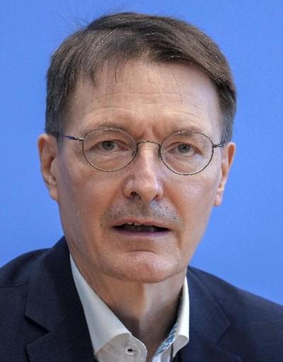 Almanya’da Sağlık Bakanı Lauterbach’ı kaçırmayı planlayan gruba soruşturma