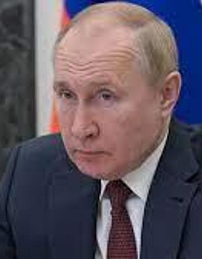 Putin başarısız komutanları kovdu