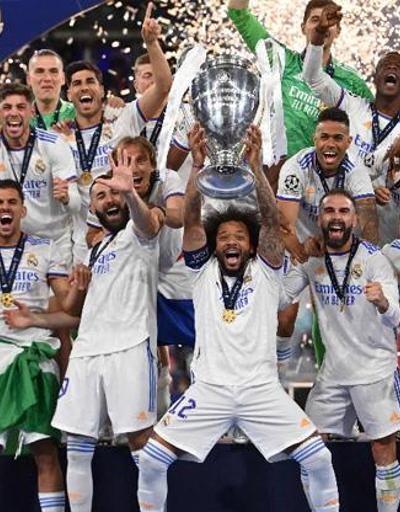 Son dakika... Real Madrid kupayı aldı, Ancelotti tarihe geçti