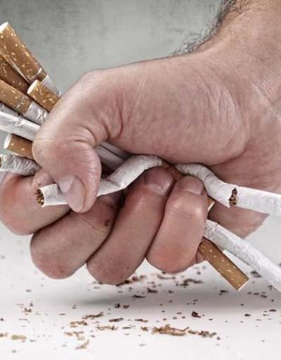 Sigarayı bırakmak isteyenlere yardım alın önerisi