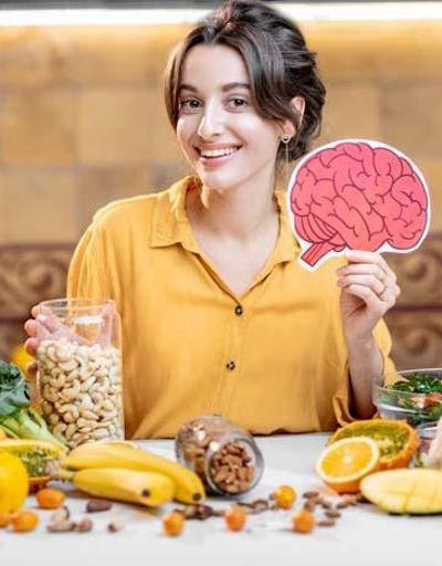 Sağlıklı beynin sırrı bu besinlerde saklı Hangi beslenme türü beyne zarar verebilir Uzmanı tek tek anlattı