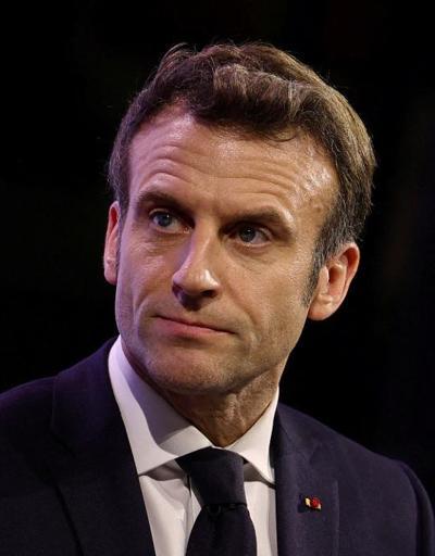 Macron, Başbakan Borneun istifasını geri çevirdi