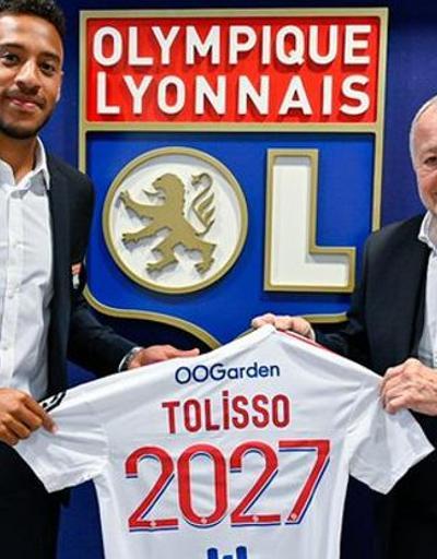 Lyon 94.5 milyon euroya sattığı iki yıldızını bedava geri aldı