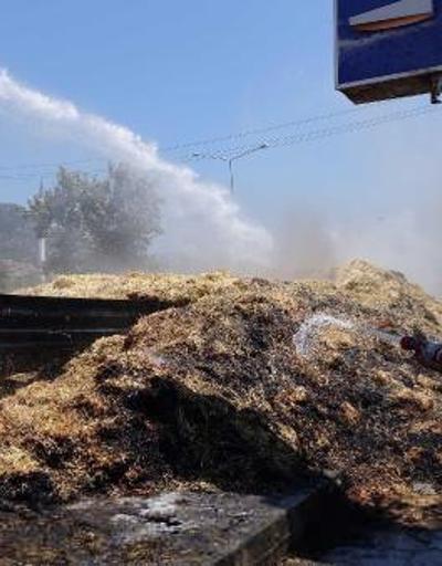 Yangın çıkan TIRda yüklü 20 ton saman kullanılamaz hale geldi