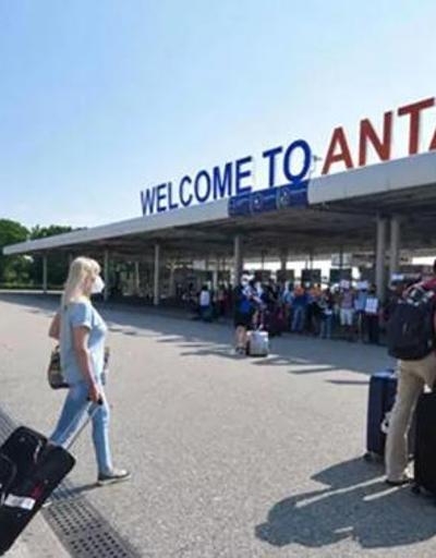 Antalyaya hava yolu ile gelen turist sayısı 7 milyona yaklaştı