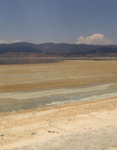 Burdur Gölünde alg patlaması: Suyun rengi değişti