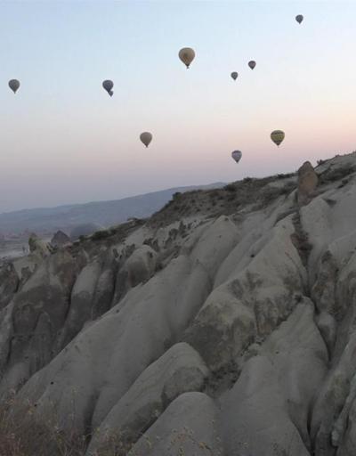 Kapadokya semalarında balon şöleni