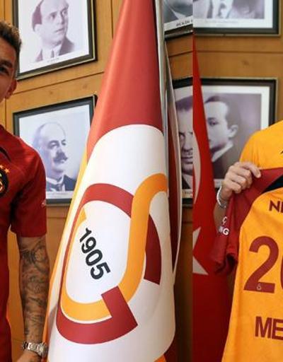 Galatasaray iki transferi Twitter space odasından açıkladı Dünya tarihine geçti