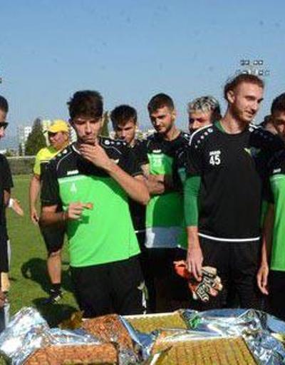 Akhisarspordan 8 futbolcu kadro dışı iddiasına açıklama