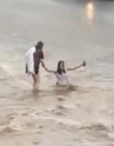 Başkentte sel sularına kapılan genç kızı bir vatandaş kurtardı