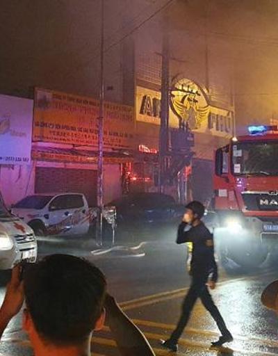 Vietnamda bir karaoke barda çıkan yangında 32 kişi öldü