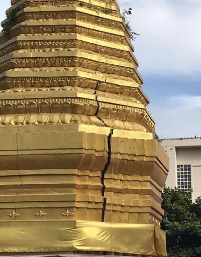 Taylandda 500 yıllık tapınakta çökme