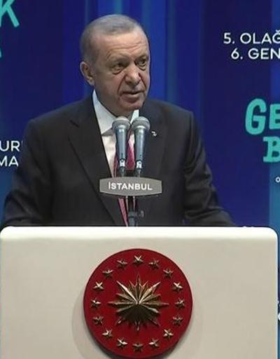 Cumhurbaşkanı Erdoğan gençlik buluşmasında konuştu: Gençlerimiz geleceğe umutla bakmamıza yol açıyor